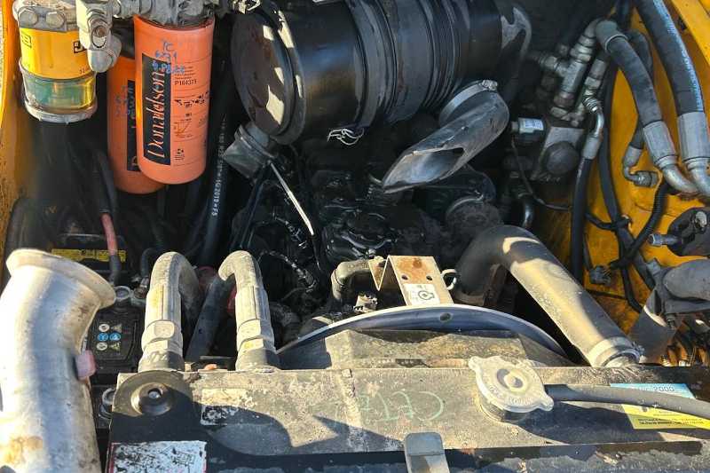 OmecoHub - Immagine JCB T180HF